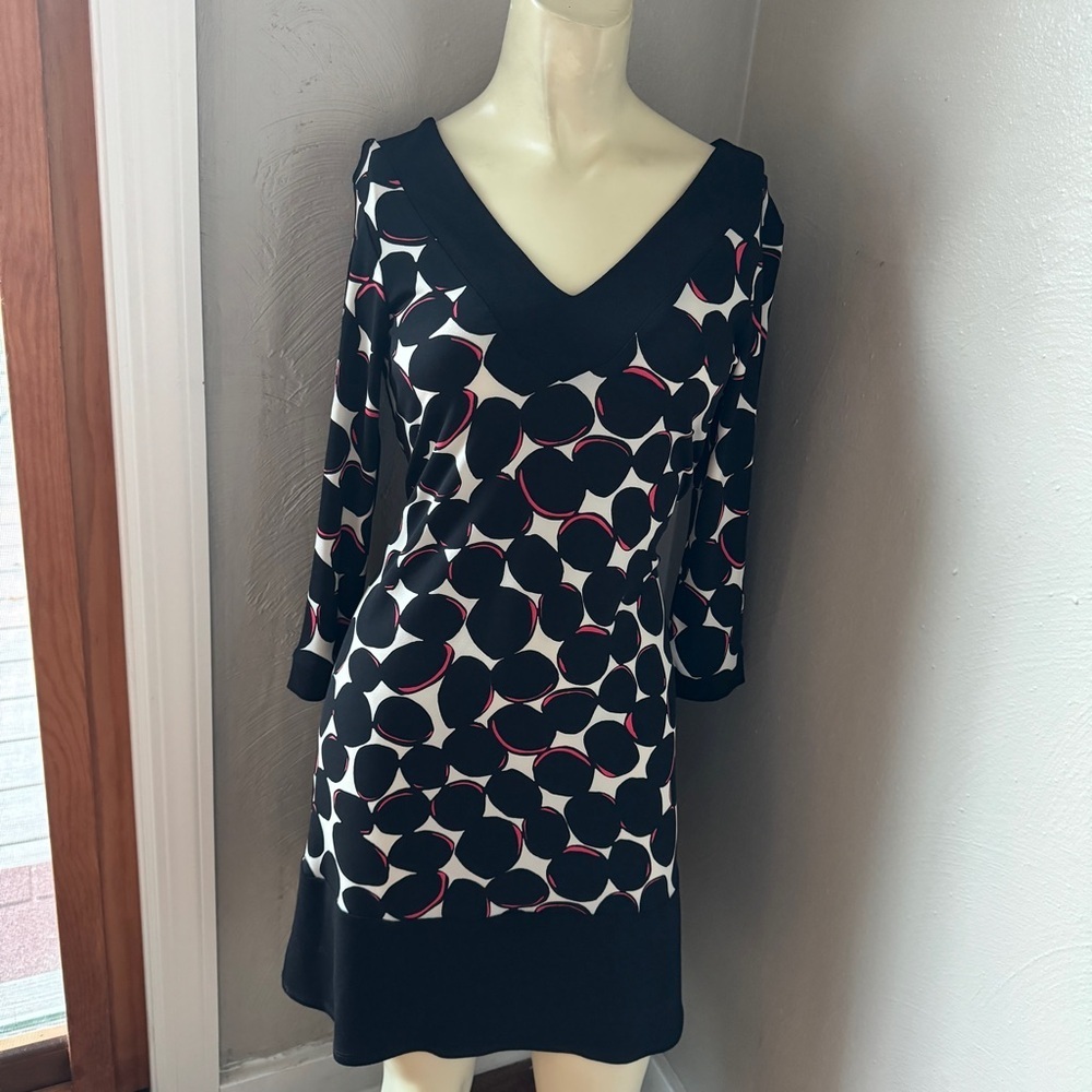 Olivia Leo print dress size small nwt